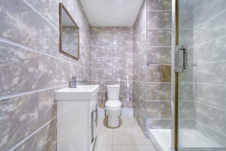 Photo of property in 36 Eugenia Rise, Totara Heights, Auckland, 2105