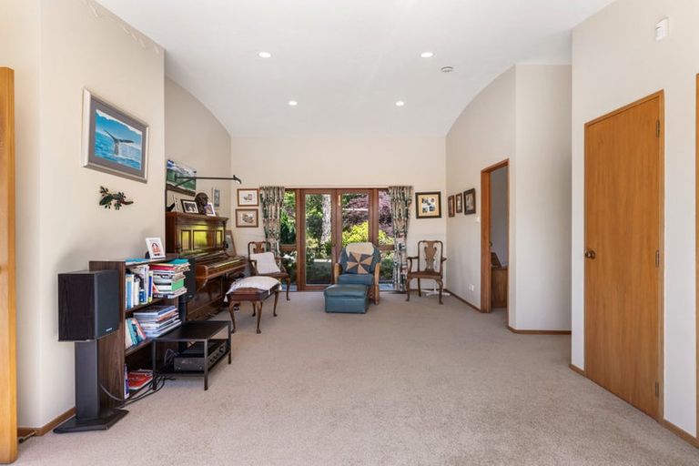 Photo of property in 38 Channel View Road, Campbells Bay, Auckland, 0630