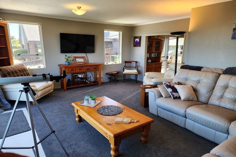 Photo of property in 15 Nolan Crescent, Karoro, Greymouth, 7805