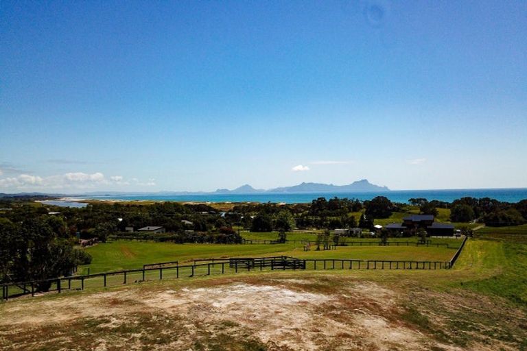 Photo of property in 51 Cullen Road, Waipu, 0582