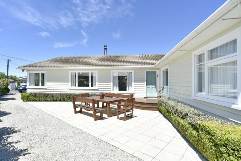 Photo of property in 6 Nyoli Street, Northcote, Christchurch, 8052