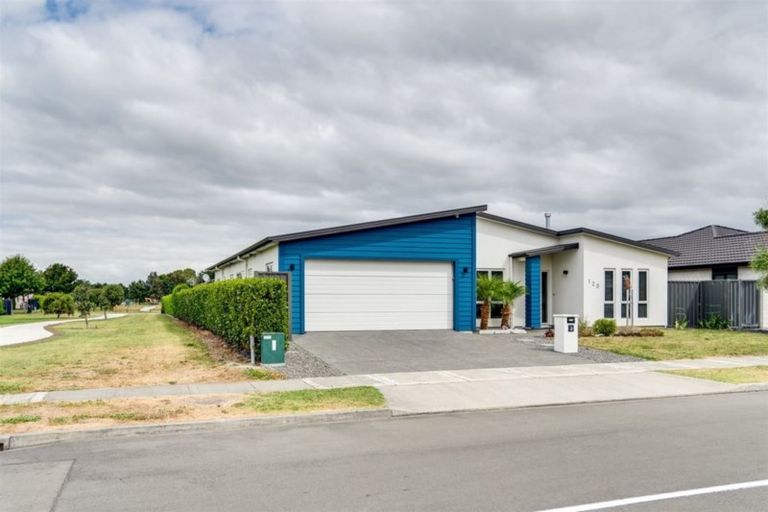 Photo of property in 120 Squire Drive, Awatoto, Napier, 4110