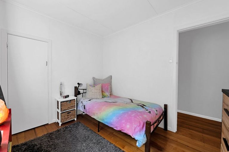 Photo of property in 10 Pembroke Street, Westown, New Plymouth, 4310