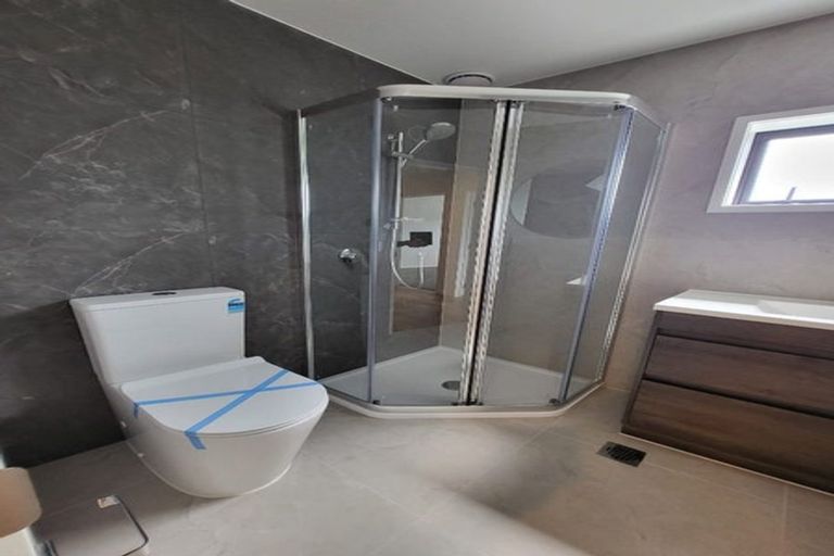 Photo of property in 202/3 Newelm Lane, Flat Bush, 2019