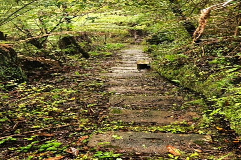 Photo of property in 37 Tyndall Street, Waiwhetu, Lower Hutt, 5010