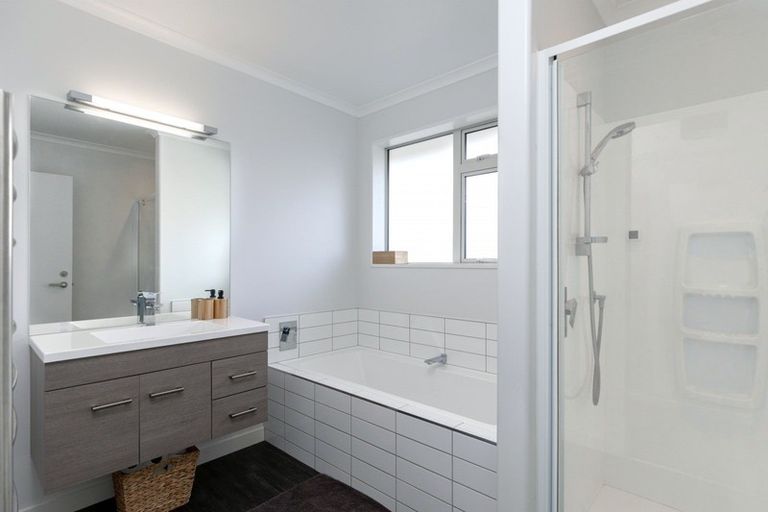 Photo of property in 142 Taylor Pass Road, Witherlea, Blenheim, 7201