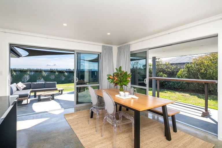 Photo of property in 5 Waitaha Place, Clive, 4102