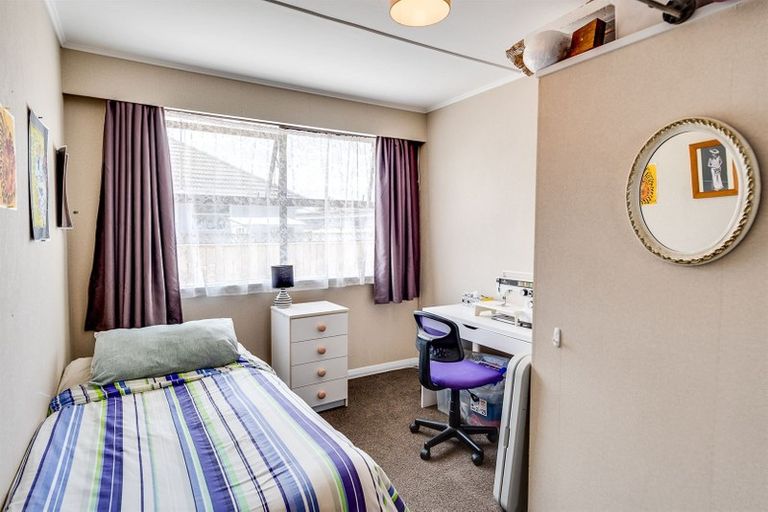 Photo of property in 52 Massey Crescent, Marewa, Napier, 4110