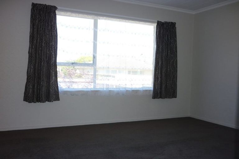 Photo of property in 2/6 Dryden Street, Stoke, Nelson, 7011