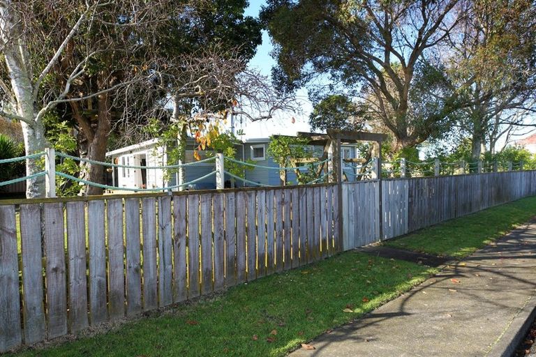 Photo of property in 7 Williamson Road, Clive, 4102