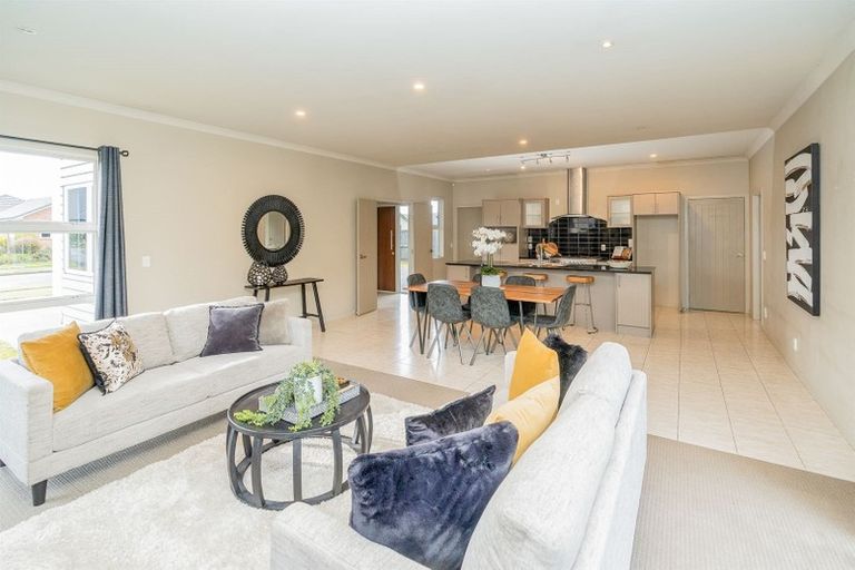 Photo of property in 21 Langdale Court, Huntington, Hamilton, 3210