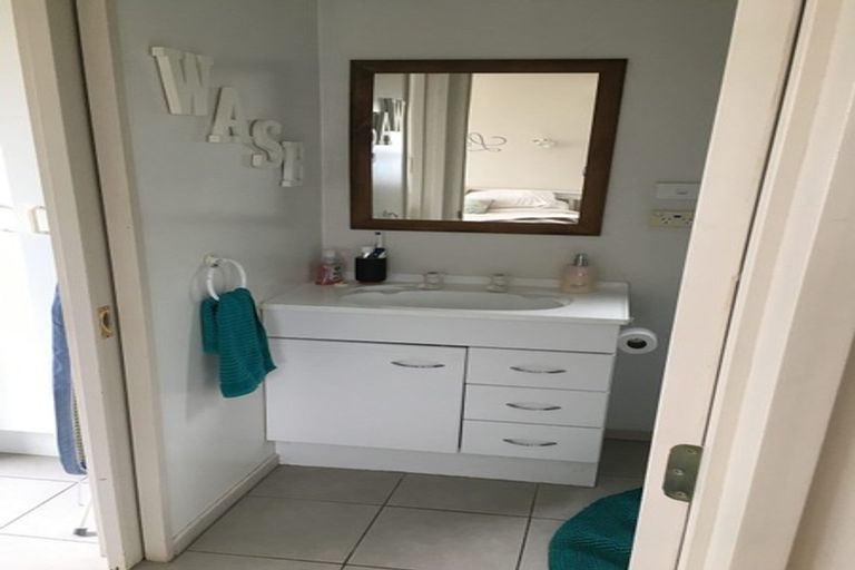 Photo of property in 28a Hillcrest Avenue, Witherlea, Blenheim, 7201