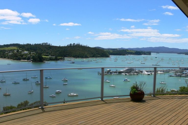 Photo of property in 14 Sir George Back Street, Opua, 0200