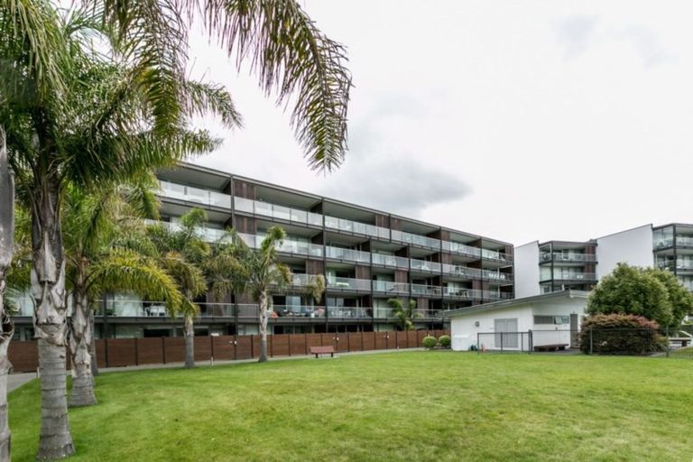 Photo of property in 404c/14 West Quay, Ahuriri, Napier, 4110