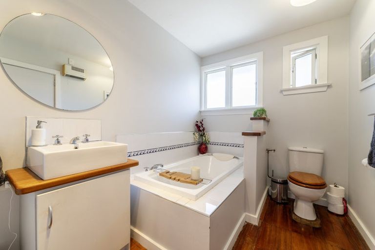 Photo of property in 101 Mckenzie Street, Geraldine, 7930