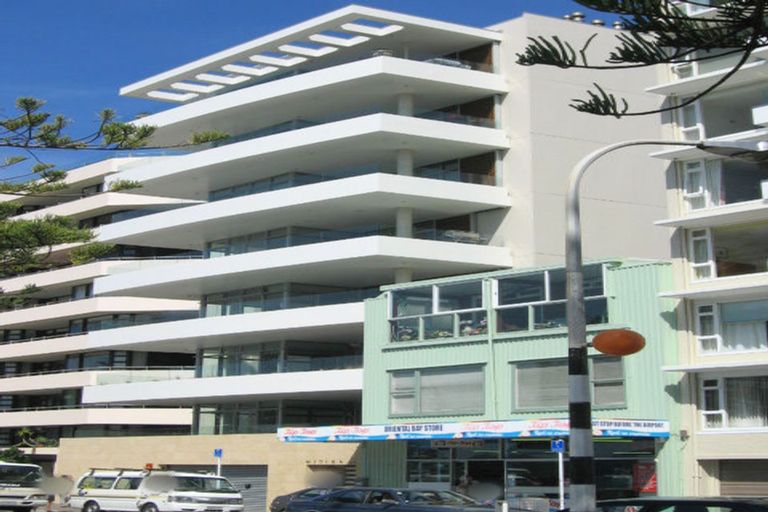 Photo of property in Mitika Apartments, 5/254 Oriental Parade, Oriental Bay, Wellington, 6011