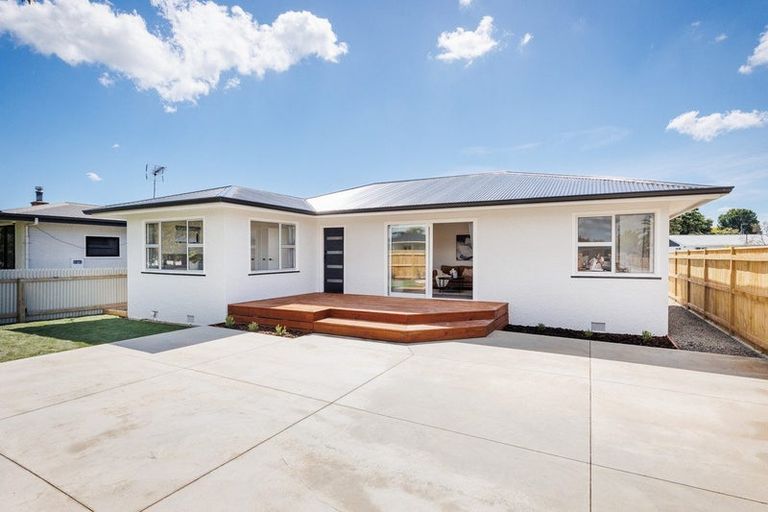 Photo of property in 5 Belvedere Crescent, Takaro, Palmerston North, 4412
