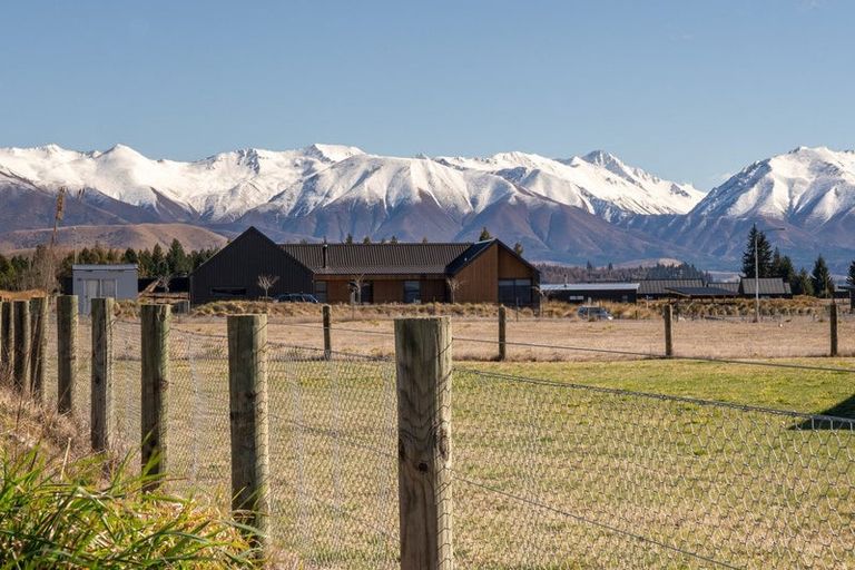 Photo of property in 4 Avlis Place, Twizel, 7901