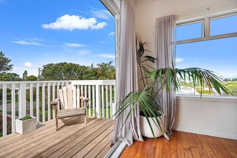 Photo of property in 8 James Mcleod Road, Shelly Beach, Helensville, 0874