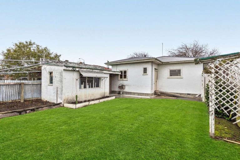 Photo of property in 18 Good Street, Rangiora, 7400