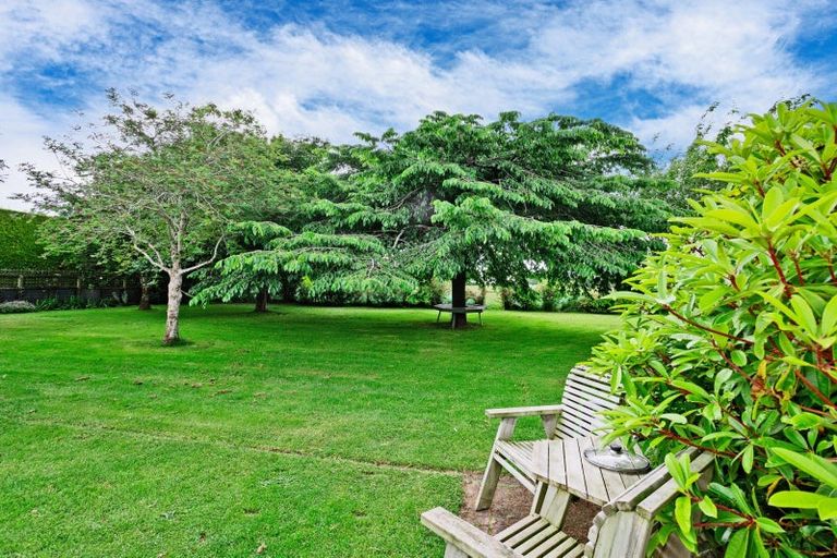 Photo of property in 10 Wills Road, West Plains, Invercargill, 9874