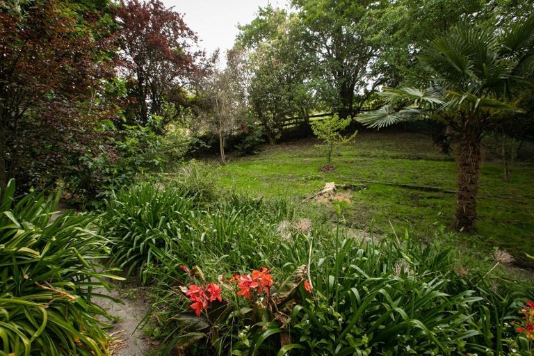 Photo of property in 3 Matthew Street, Waipawa, 4210