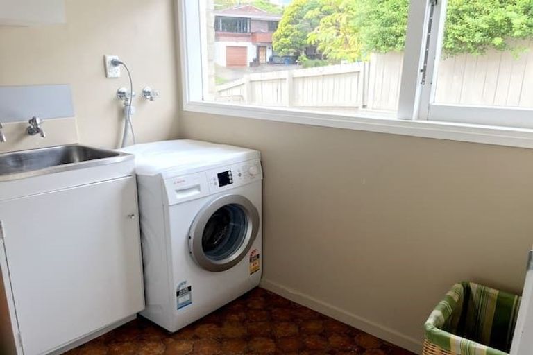 Photo of property in 13 Clovelly Road, Bucklands Beach, Auckland, 2012