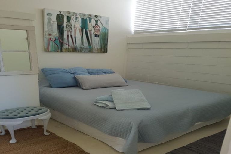 Photo of property in 44 Napier Road, Havelock North, 4130