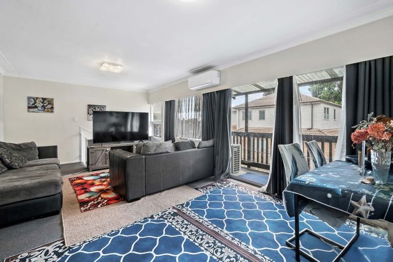 Photo of property in 3/3 Opaheke Road, Papakura, 2110