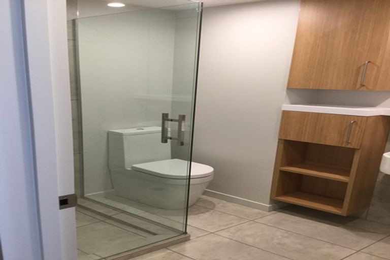 Photo of property in Vsp Nothern Tower, 1205/166 Victoria Street, Te Aro, Wellington, 6011