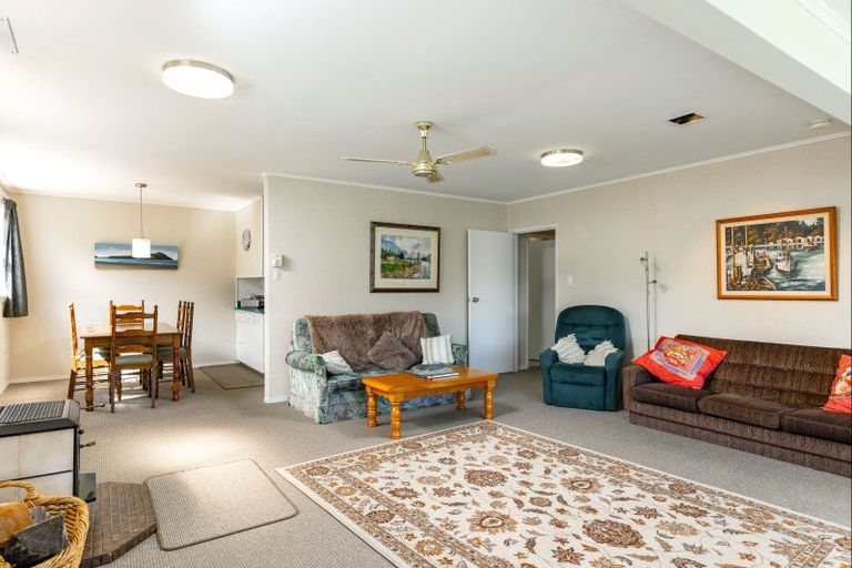 Photo of property in 29 Seaview Crescent, Picton, 7220