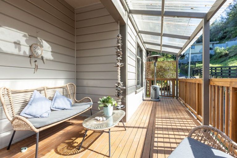 Photo of property in 6 Little Burke Street, Hospital Hill, Napier, 4110