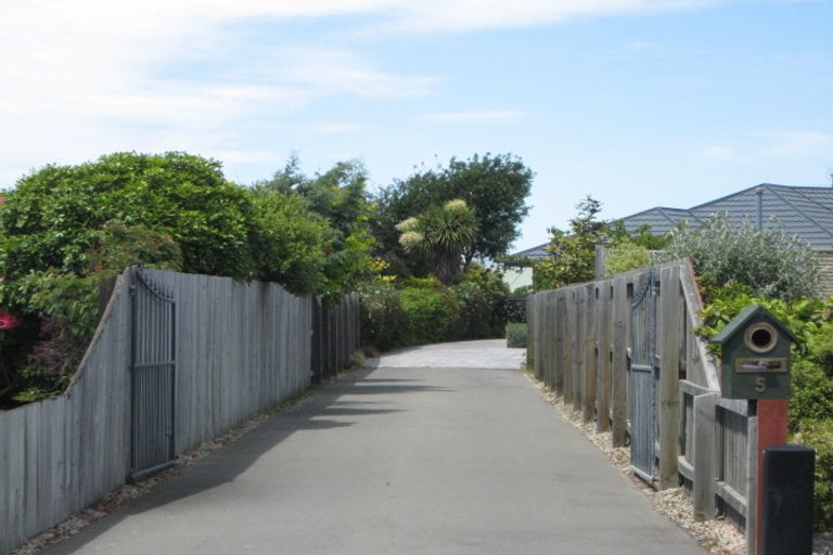 Photo of property in 5 Primula Place, Waimairi Beach, Christchurch, 8083