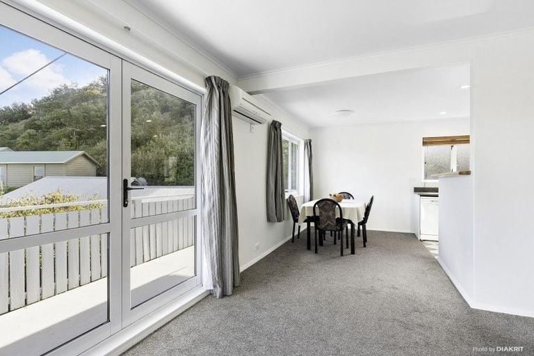 Photo of property in 13a Bristol Street, Island Bay, Wellington, 6023