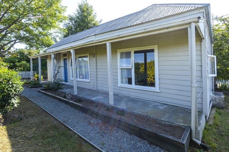 Photo of property in 209 Talbot Street, Geraldine, 7930