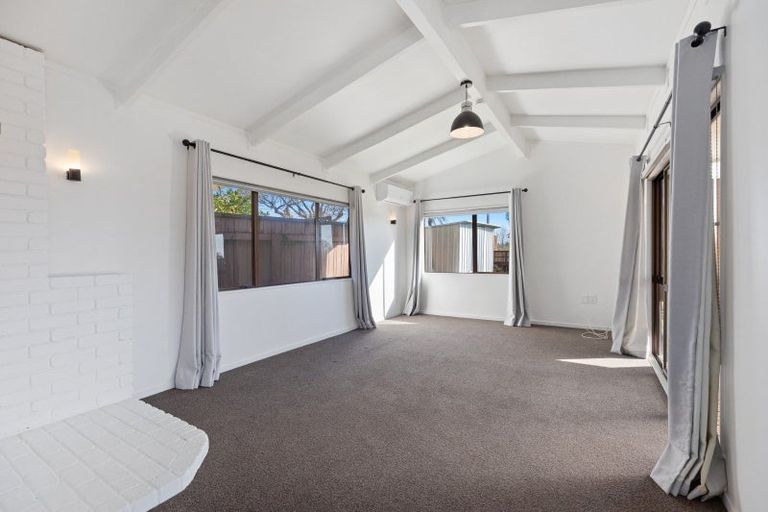 Photo of property in 8a Lincoln Terrace, Gate Pa, Tauranga, 3112