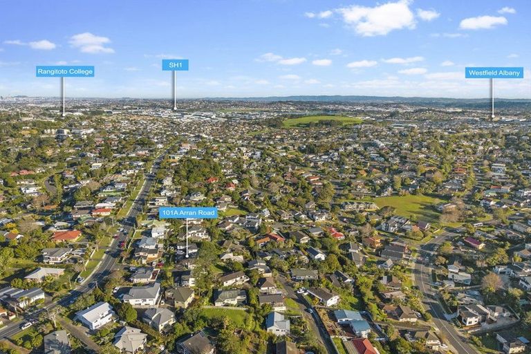 Photo of property in 101a Arran Road, Browns Bay, Auckland, 0630