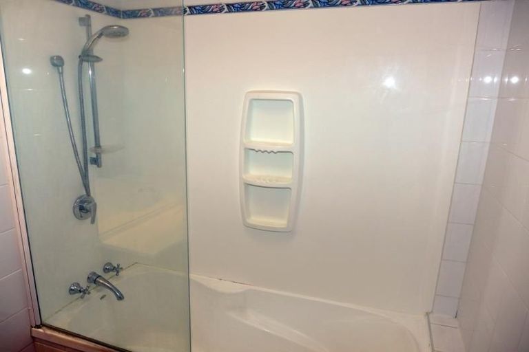 Photo of property in 2 Logan Avenue, Marewa, Napier, 4110