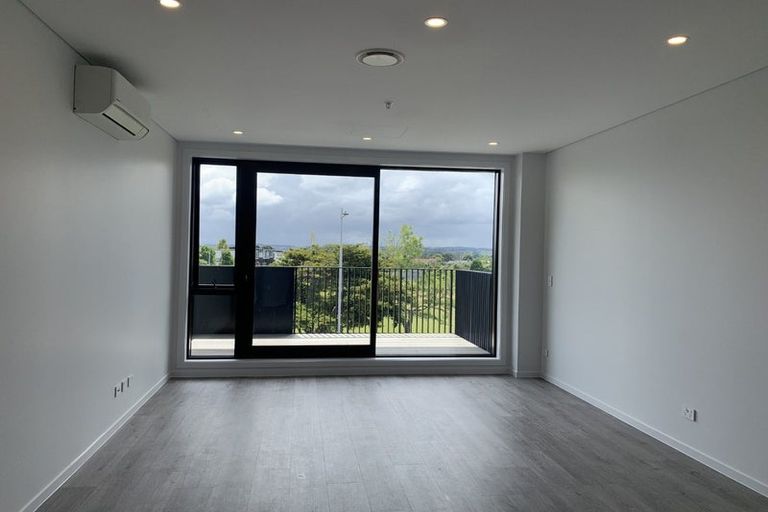 Photo of property in 203/4 Rauroa Lane, Hobsonville, Auckland, 0616