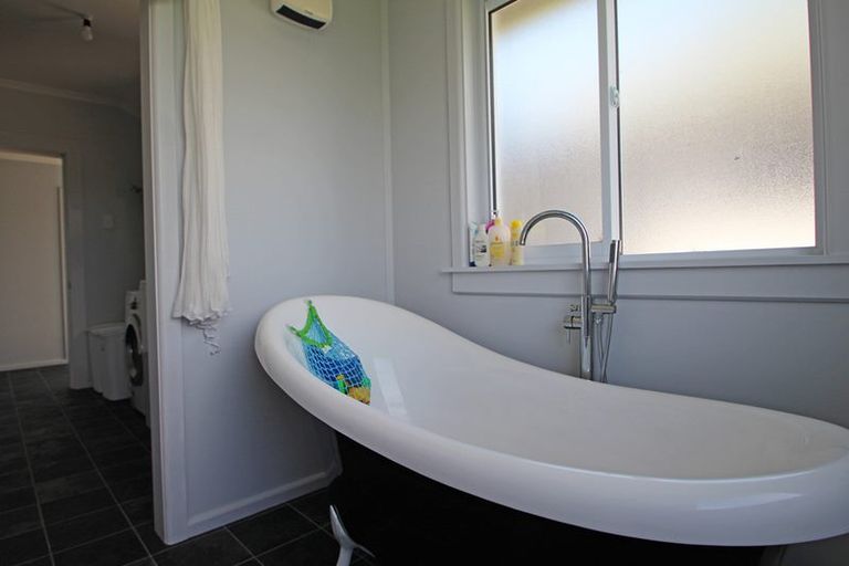 Photo of property in 69 T Y Duncan Road, Oamaru North, Oamaru, 9494