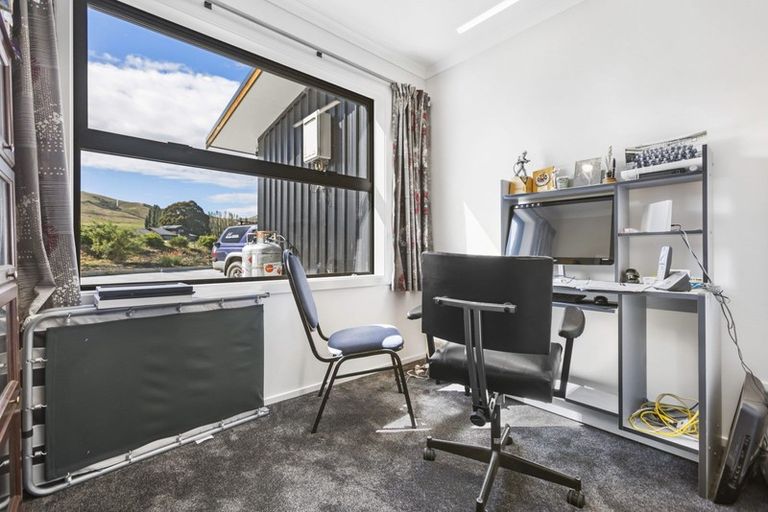 Photo of property in 162 Ruffell Road, Tarras, Cromwell, 9383