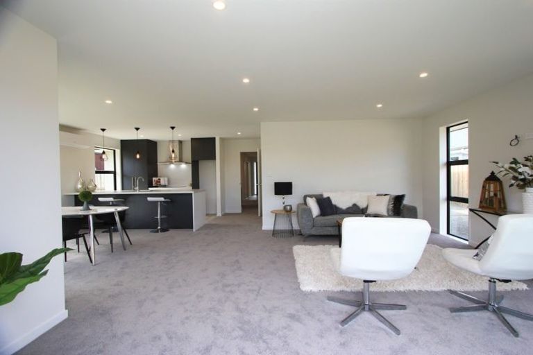 Photo of property in 17 Northmoor Boulevard, Rolleston, 7615