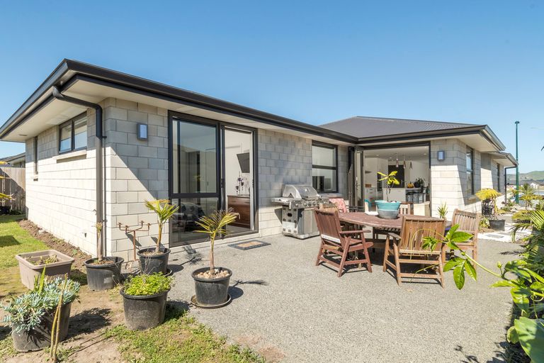 Photo of property in 7 Piata Street, Papamoa Beach, Papamoa, 3118