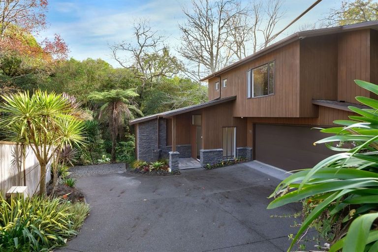 Photo of property in 23 Bemrose Place, Cockle Bay, Auckland, 2014