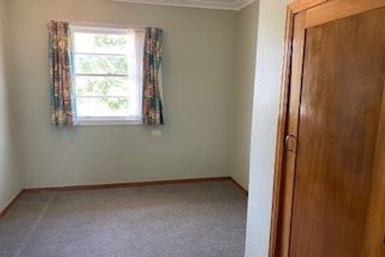 Photo of property in 27 Tokomaru Street, Welbourn, New Plymouth, 4312