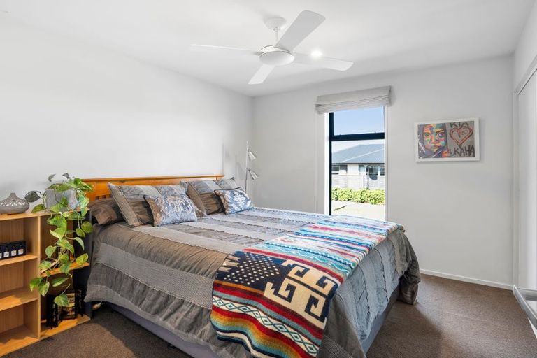 Photo of property in 17 Aroha Street, Pegasus, 7612