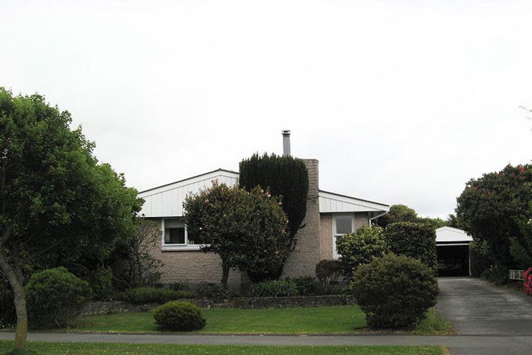 Photo of property in 12 Derwent Street, Bryndwr, Christchurch, 8053