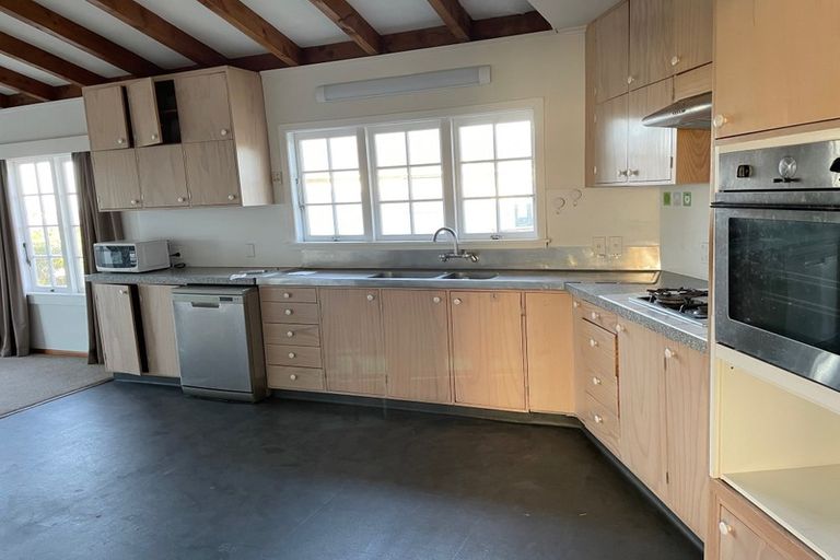 Photo of property in 3 Sunrise Avenue, Murrays Bay, Auckland, 0630