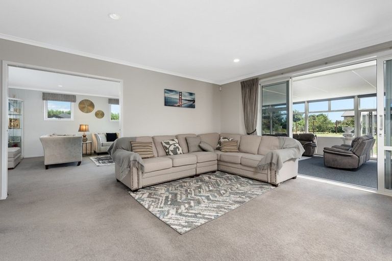 Photo of property in 10 Twin Oak Avenue, Papamoa Beach, Papamoa, 3118