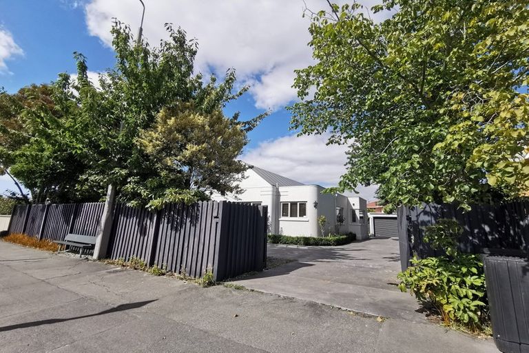 Photo of property in 111 Memorial Avenue, Burnside, Christchurch, 8053